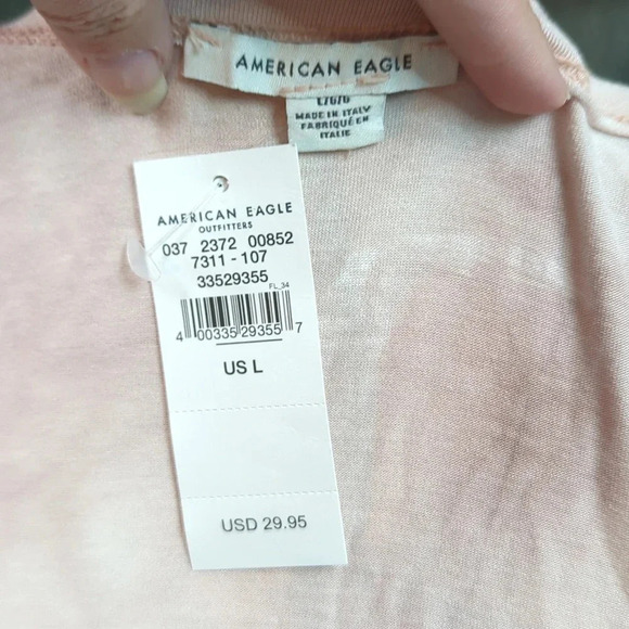 American Eagle. Large. NWT - Picture 5 of 5
